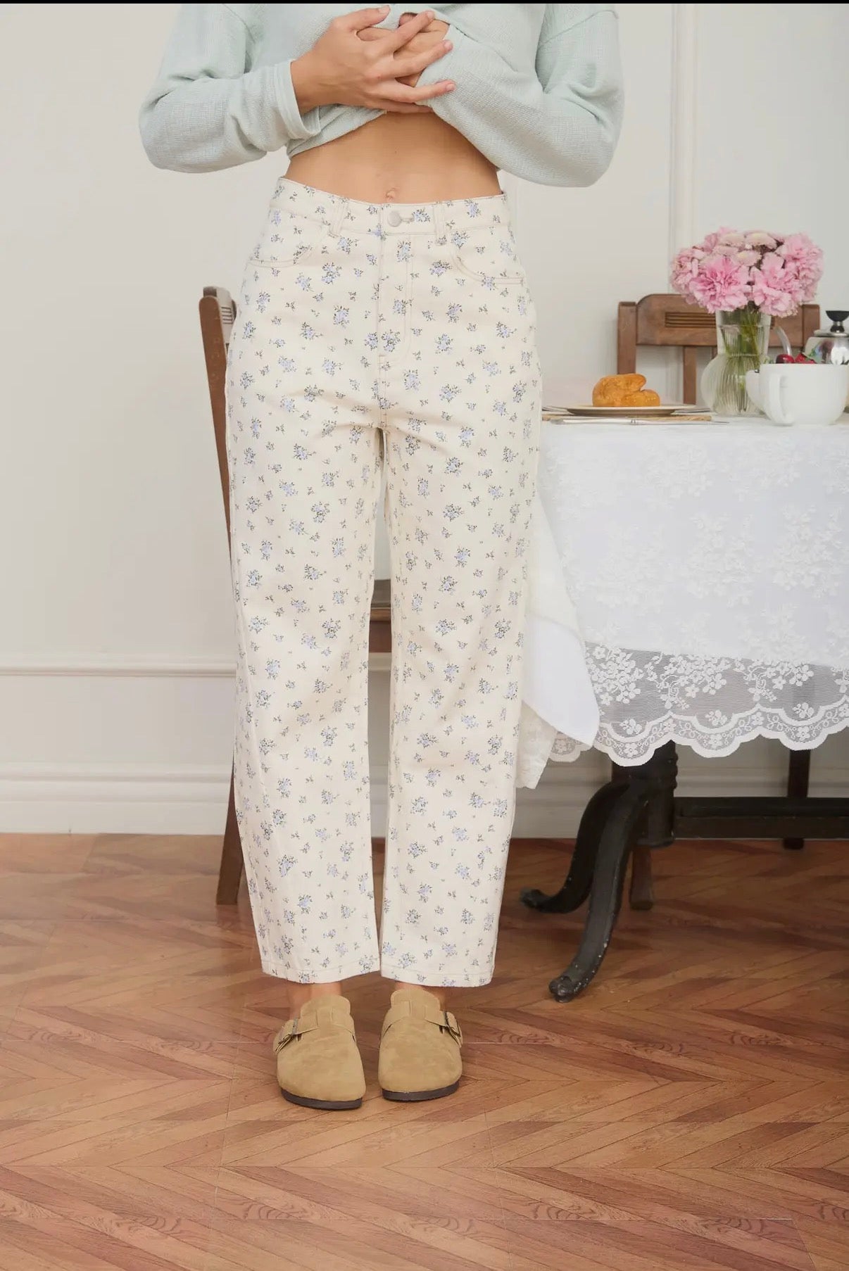 Blu Pepper White and Blue Floral Barrel Jeans