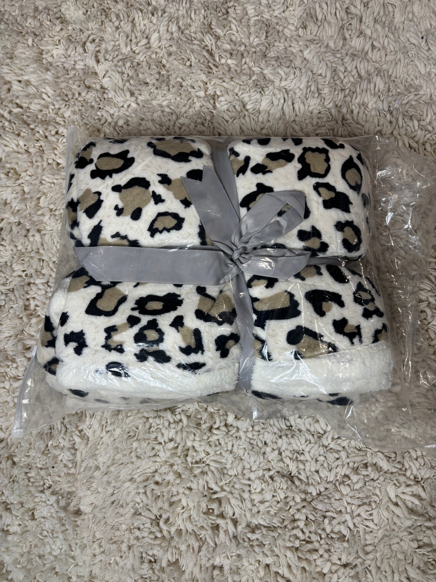 Plush Suzie Q Blankets