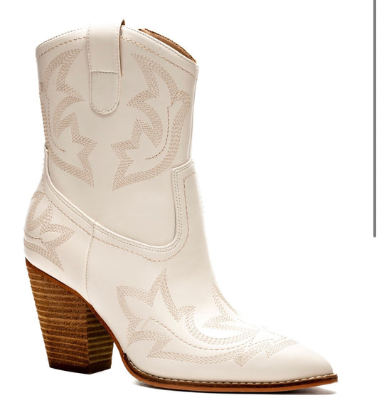 Corky’s “Plus One” Cowgirl Boots