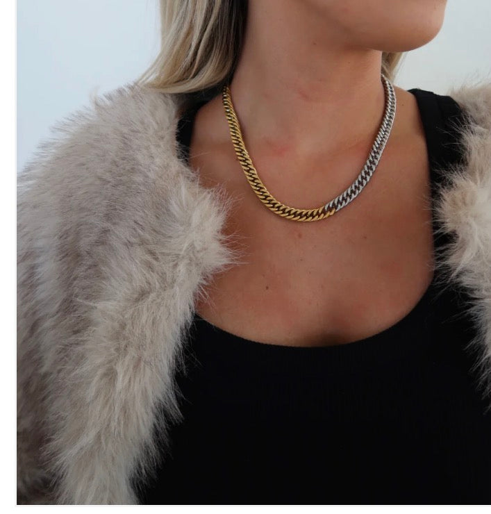 ChanSutt Two Toned Chain Necklace