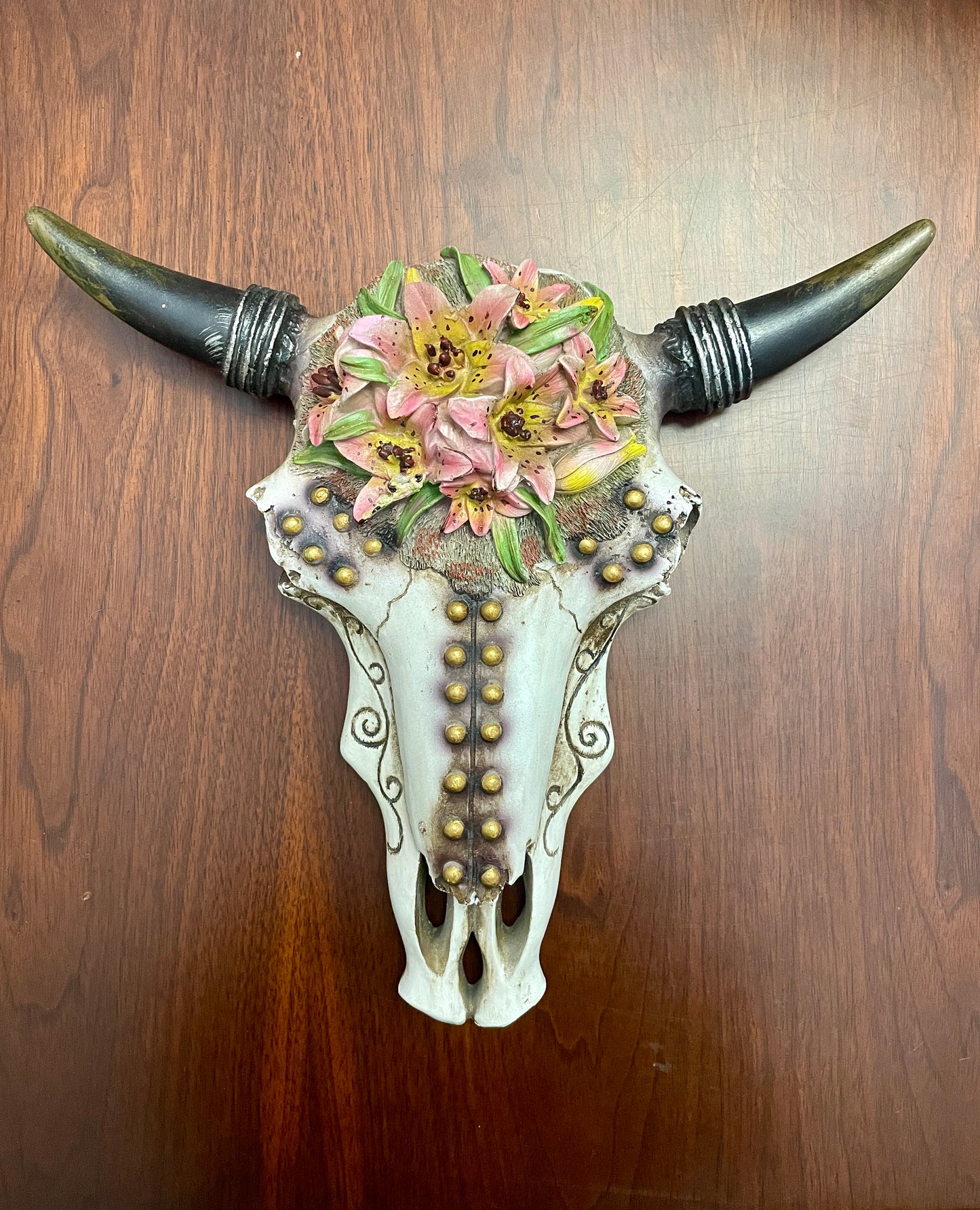 Cowskull with Flowers