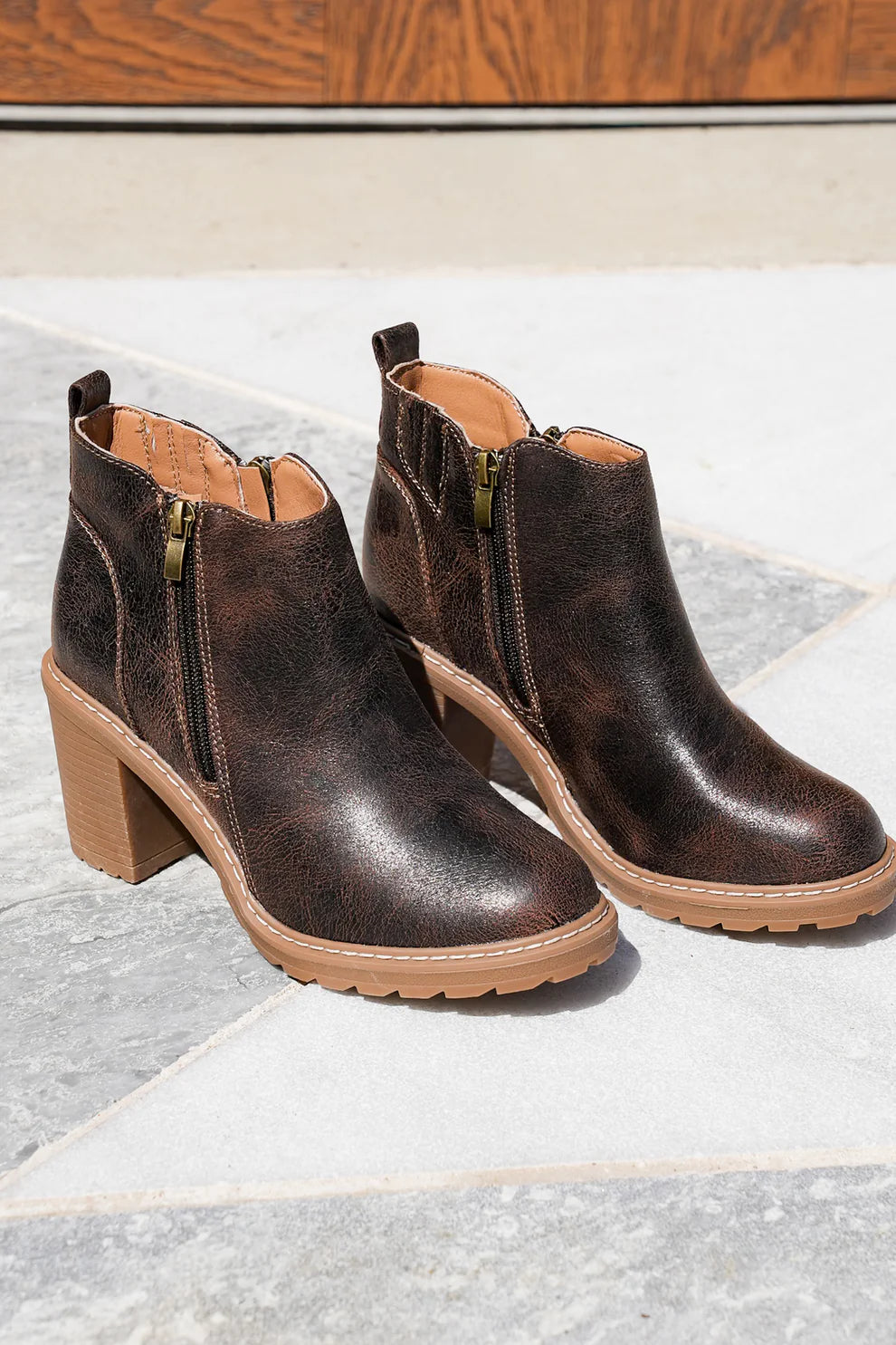 Corky’s Round Toe Rocky Top Espresso Crinkle Boot