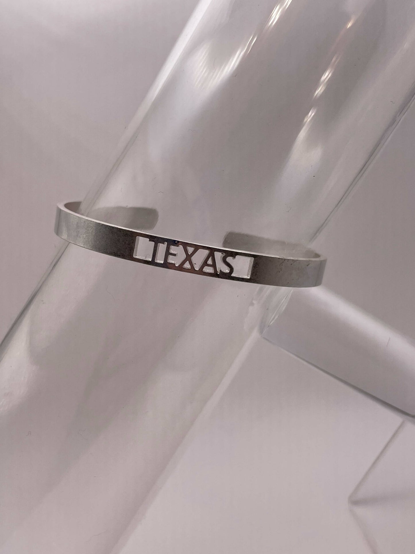 Hollow Texas Bangle Bracelet