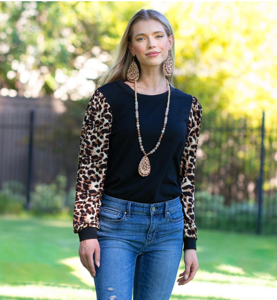 Leopard Long Sleeve Puffed Top - Black
