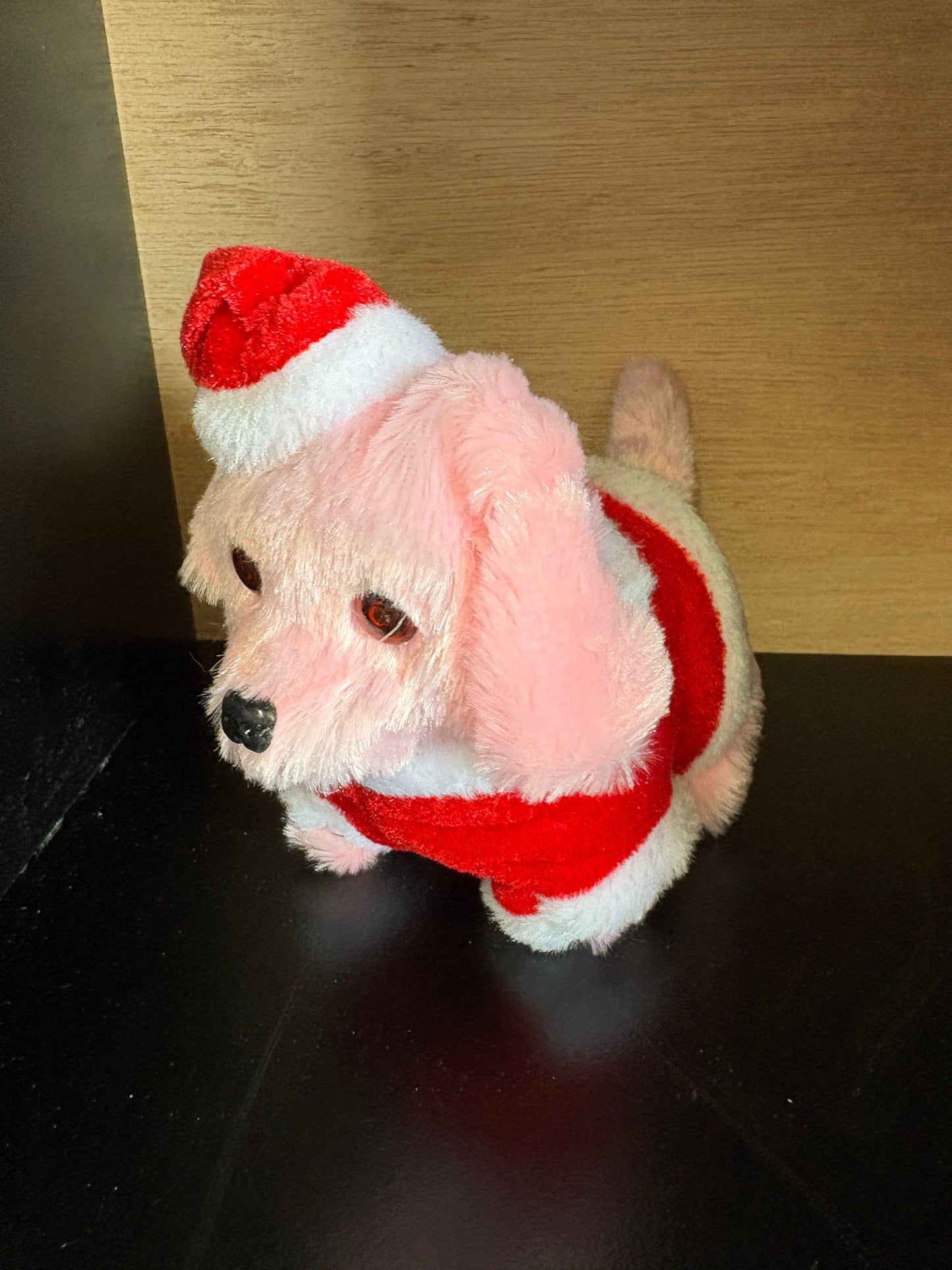 Moveable Christmas Puppy