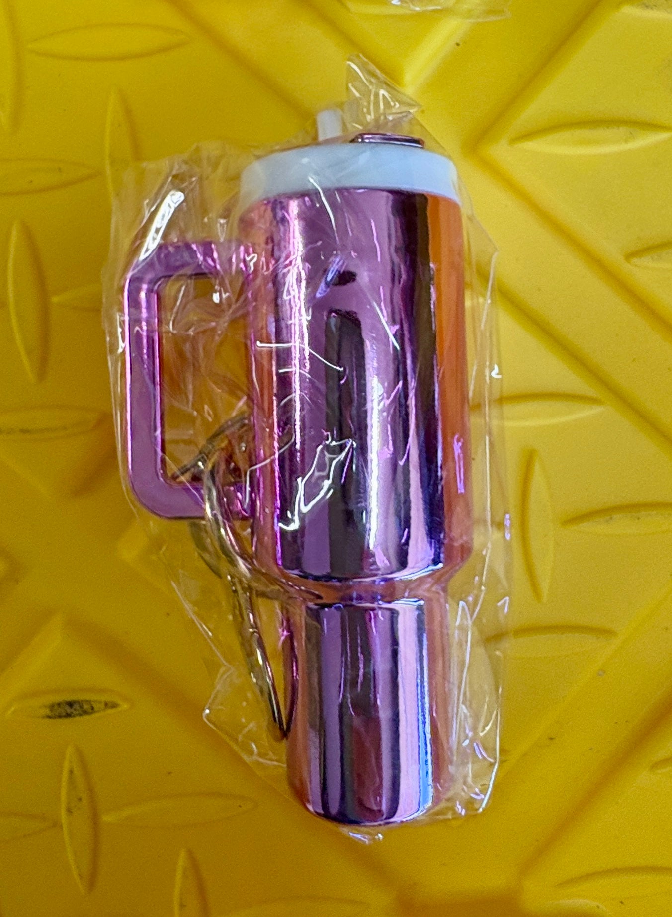 Ombré Tumbler Keychain