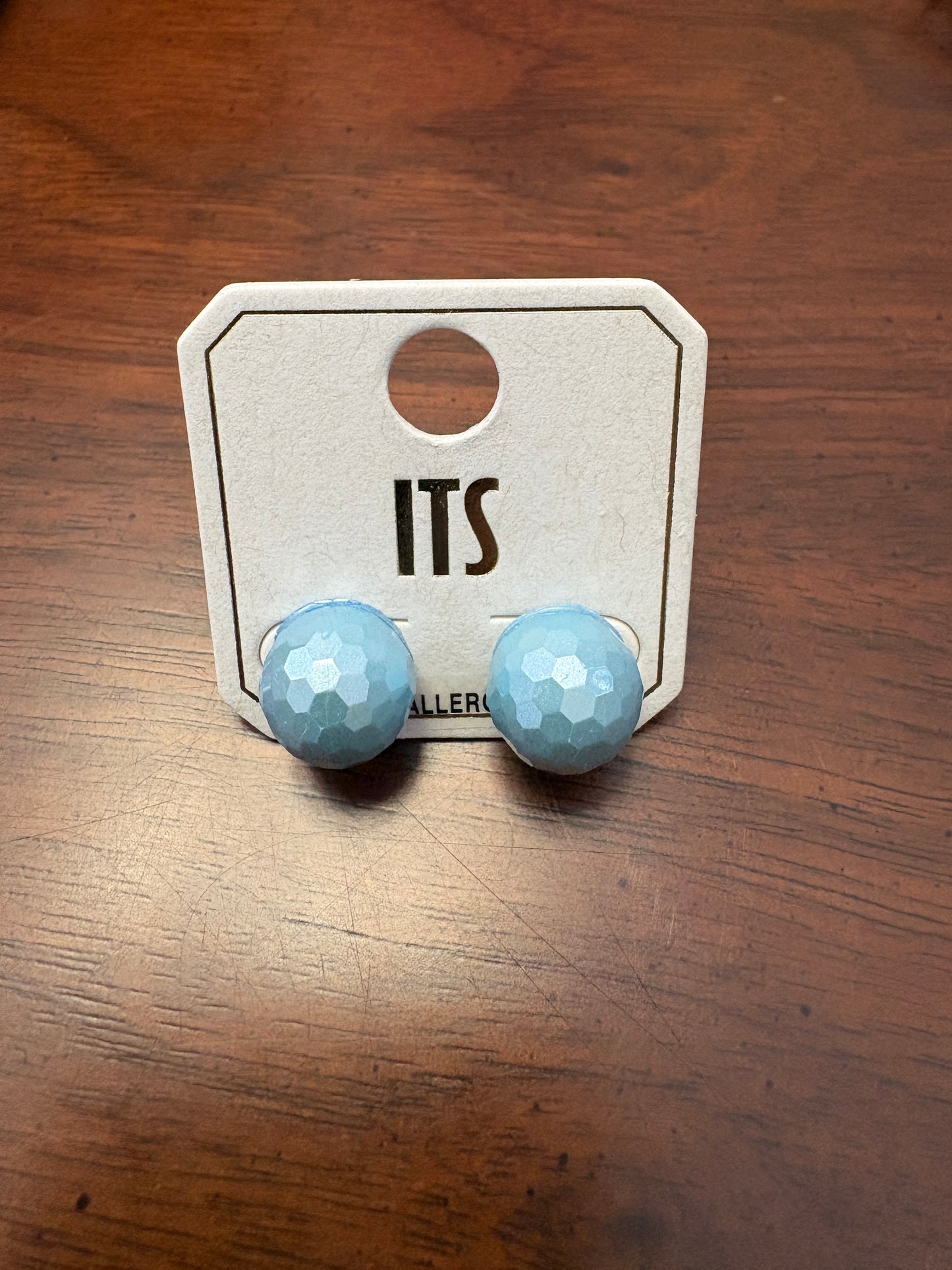 Round Stud Earrings